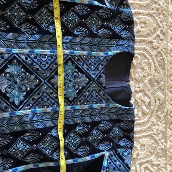 Blue Velvet Palestinian Thobe - Picture 10 of 13